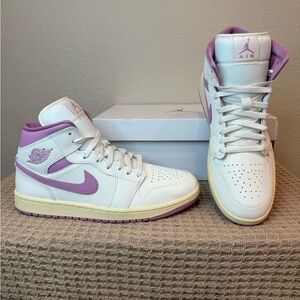 Nike Air Jordan 1 Mid Women’s White Lavender Purple Sneakers Size 12 NWT